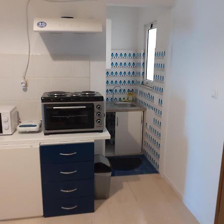 Alex Central City Accommodation Lávrion Dış mekan fotoğraf
