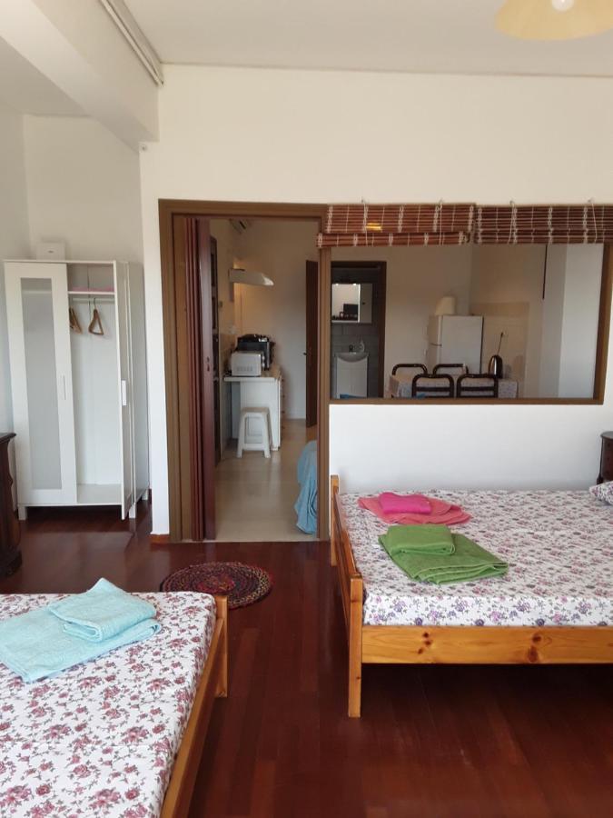 Alex Central City Accommodation Lávrion Dış mekan fotoğraf