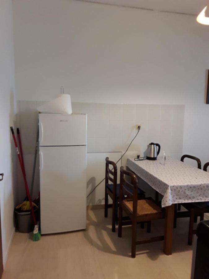 Alex Central City Accommodation Lávrion Dış mekan fotoğraf