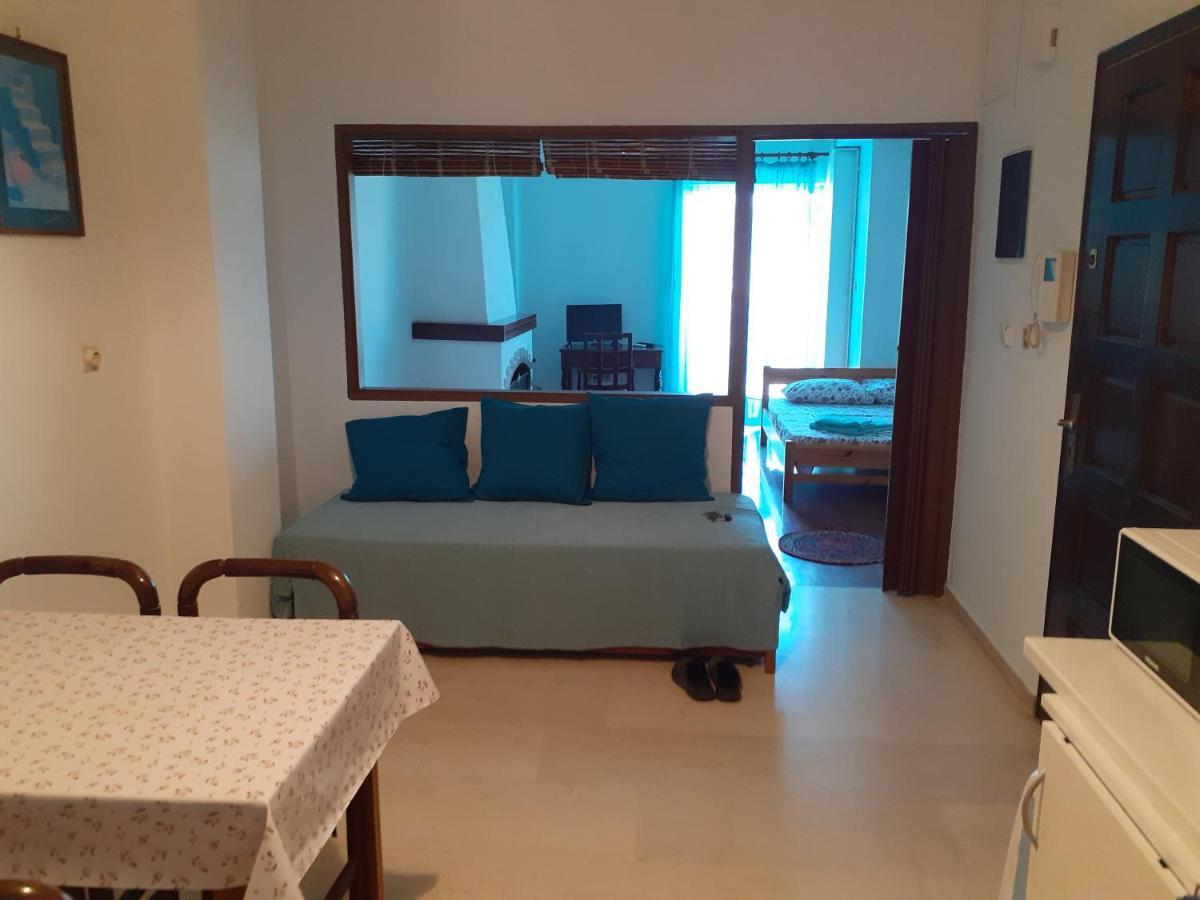 Alex Central City Accommodation Lávrion Dış mekan fotoğraf