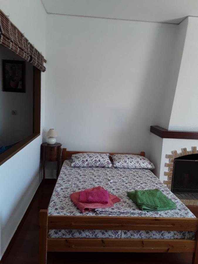Alex Central City Accommodation Lávrion Dış mekan fotoğraf