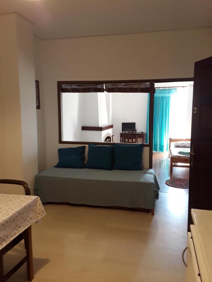 Alex Central City Accommodation Lávrion Dış mekan fotoğraf
