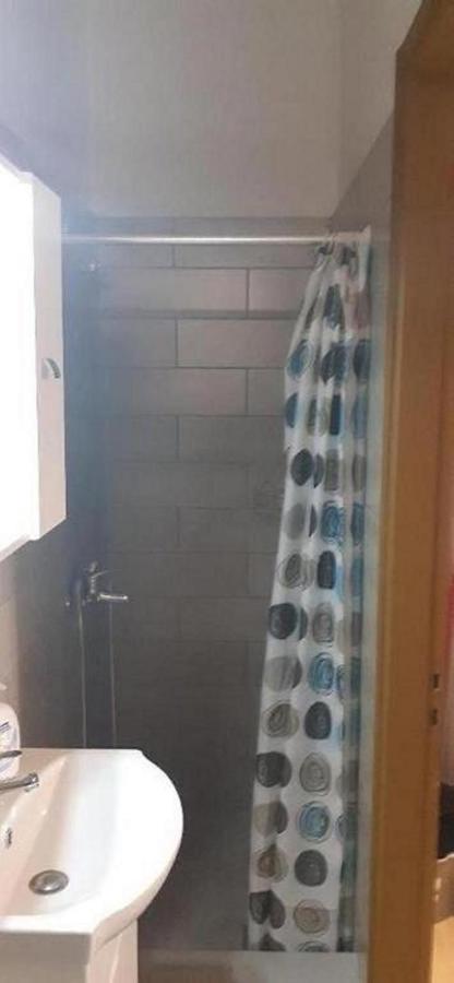 Alex Central City Accommodation Lávrion Dış mekan fotoğraf